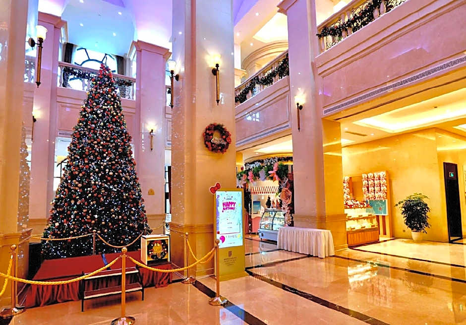 Yin Run Jin Jiang Castle Hotel