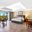 Al Hamra Village Hotel