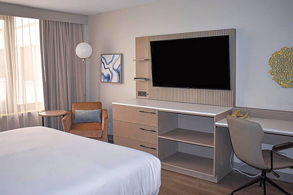 DoubleTree By Hilton Chicago - Oak Brook