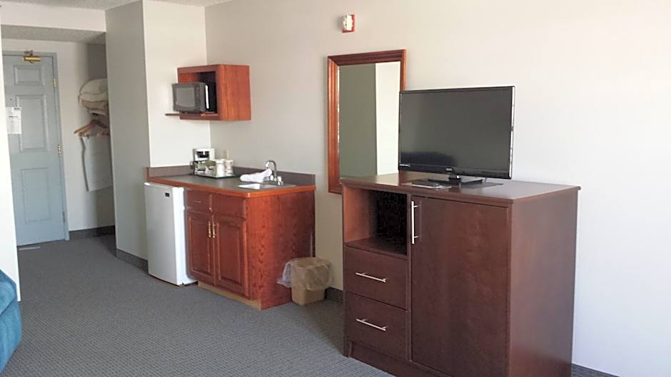 GrandStay Hotel & Suites Hastings