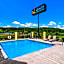 Quality Inn & Suites Canton, GA