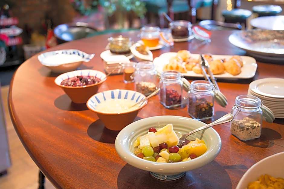 Connemara Lake Hotel