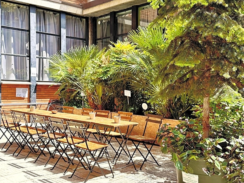 Mio Hostel