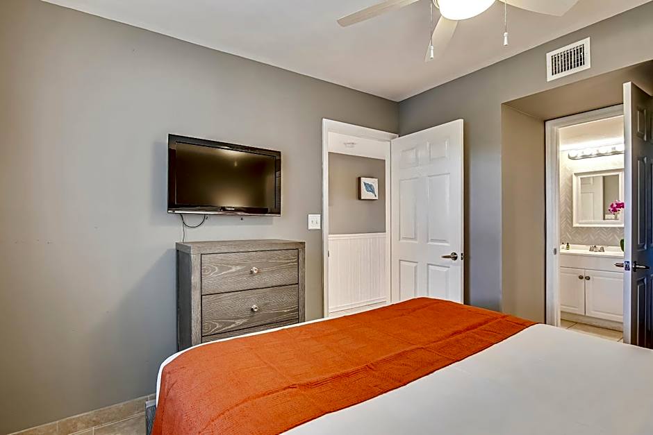 Ocean Pointe Suites at Key Largo