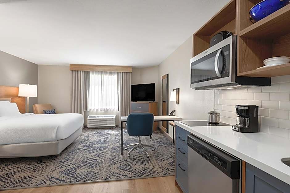 Candlewood Suites Mobile-Downtown By IHG