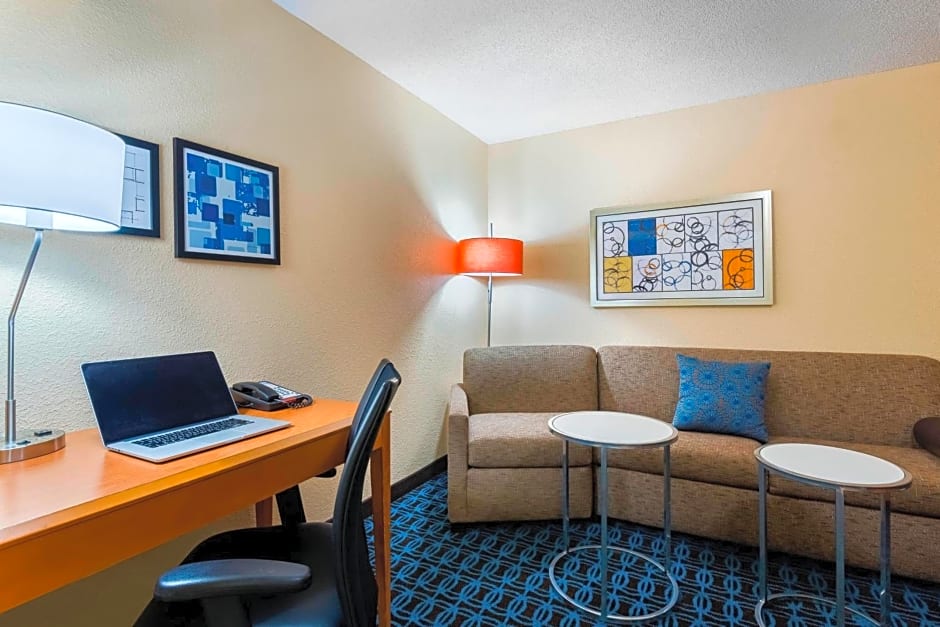 Fairfield Inn and Suites Mobile
