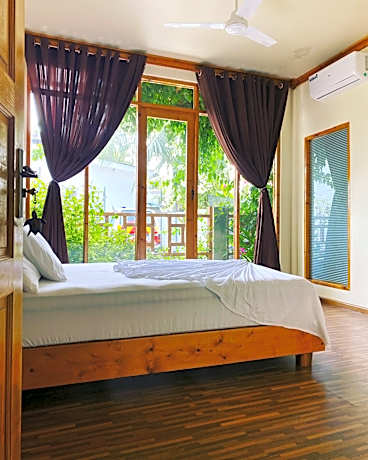 Double or Twin Room with Garden View