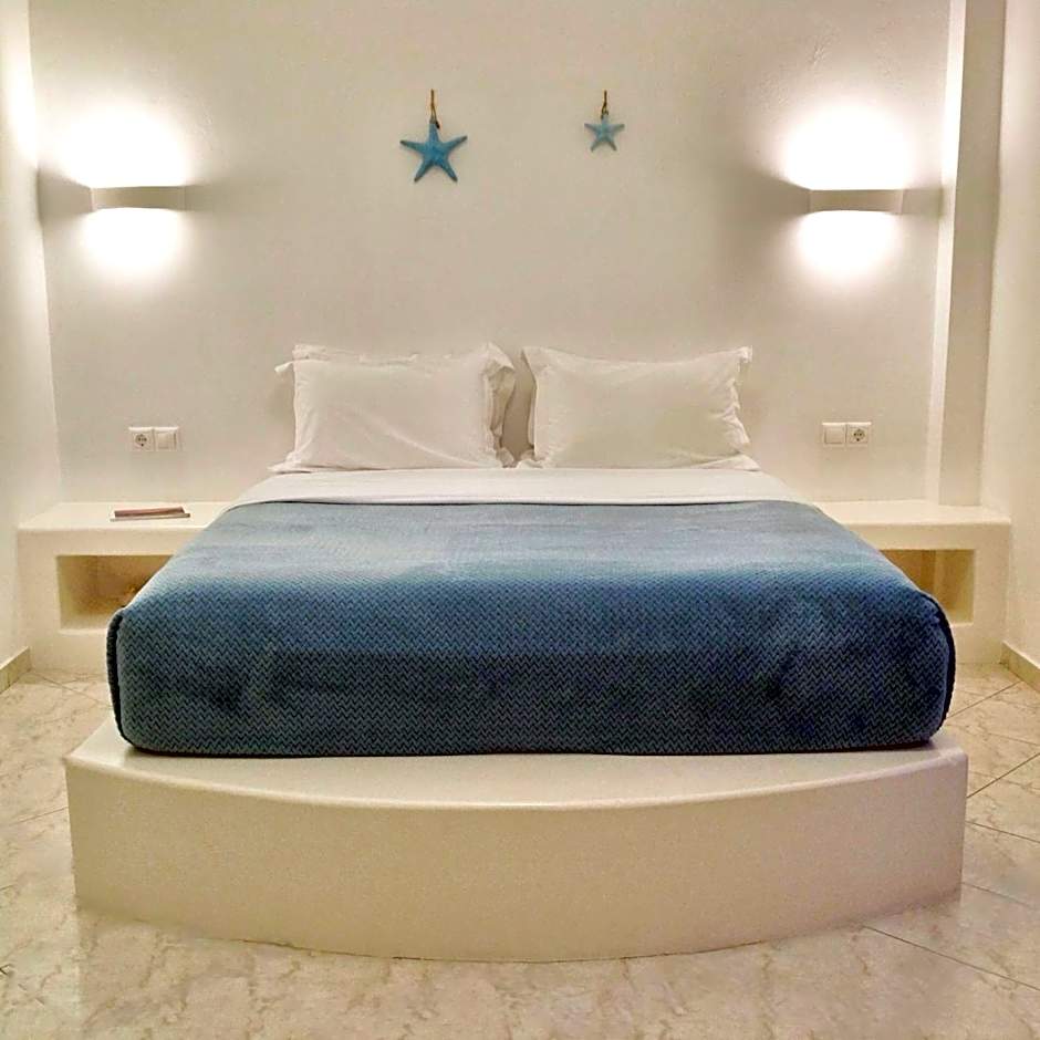 Anita Rooms & Suites Milos