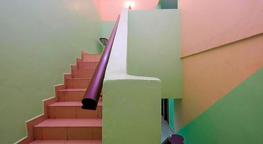 OYO 89759 Gold Jerantut Hotel