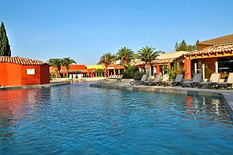 SOWELL Family Les Amandiers