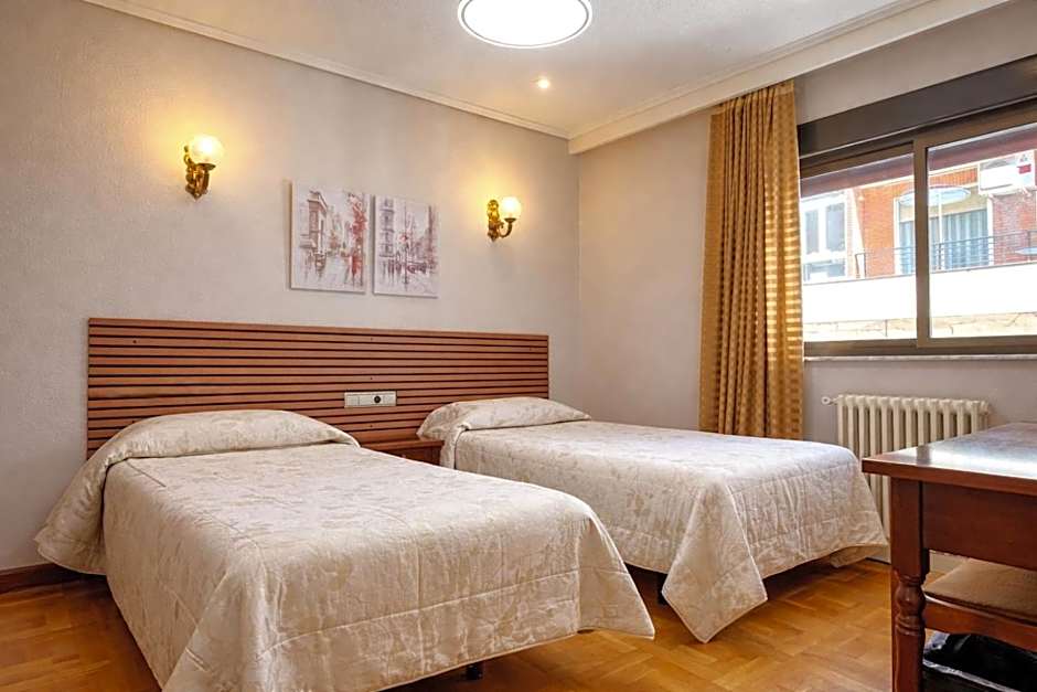 Hotel Castellano I
