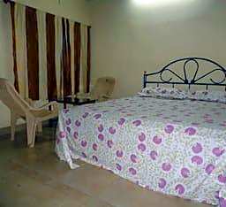 Raikar Guest House