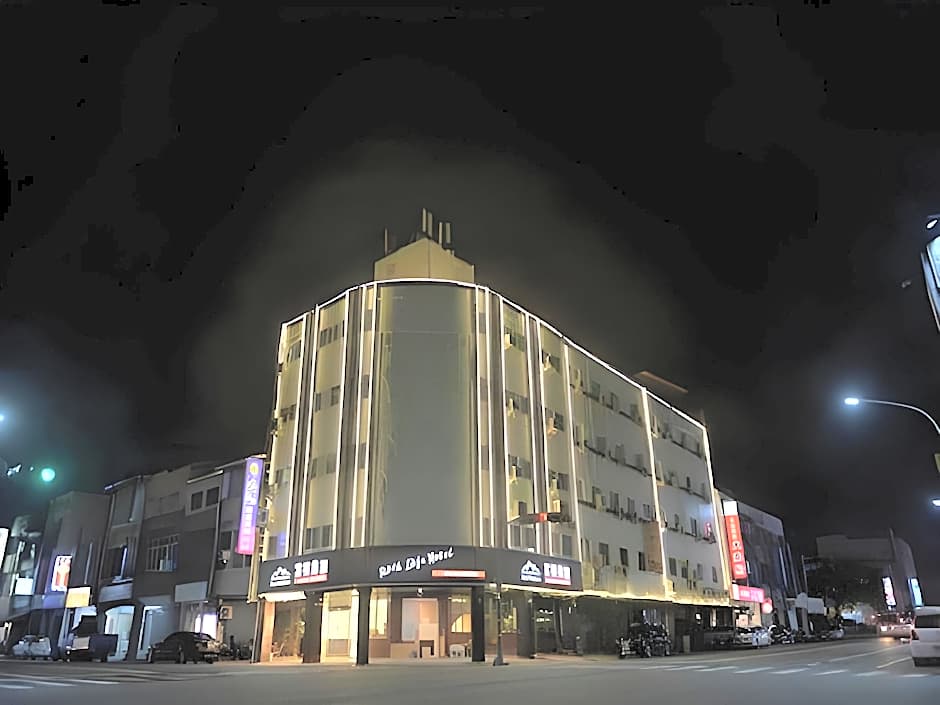 Cloud Izumi Cozy Inn