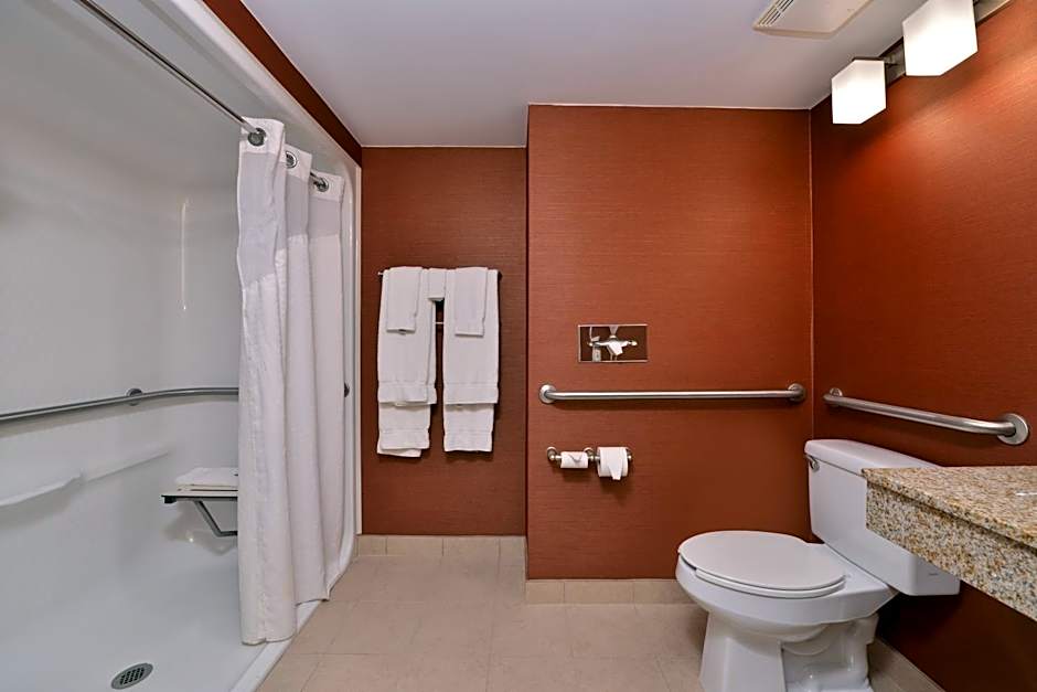 Holiday Inn Express & Suites Ocean City - Northside By IHG