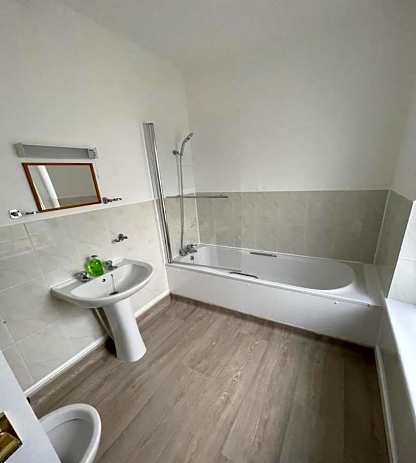 OYO The Old Victoria