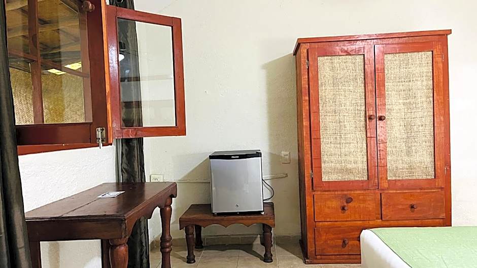 Hotel B&B by Playa del Karma