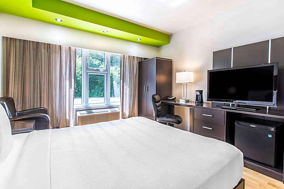 Travelodge by Wyndham Trois-Rivieres