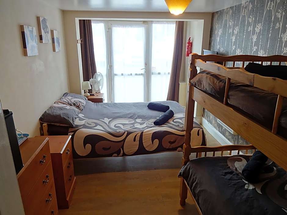 Travellers Rest Motel