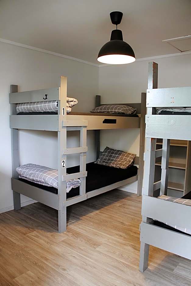 Hugo & Carters Backpackers & Motel