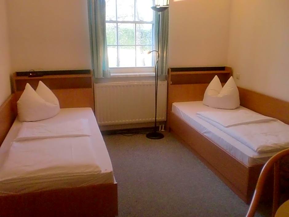 Hotel & Restaurant "Zum Firstenstein"