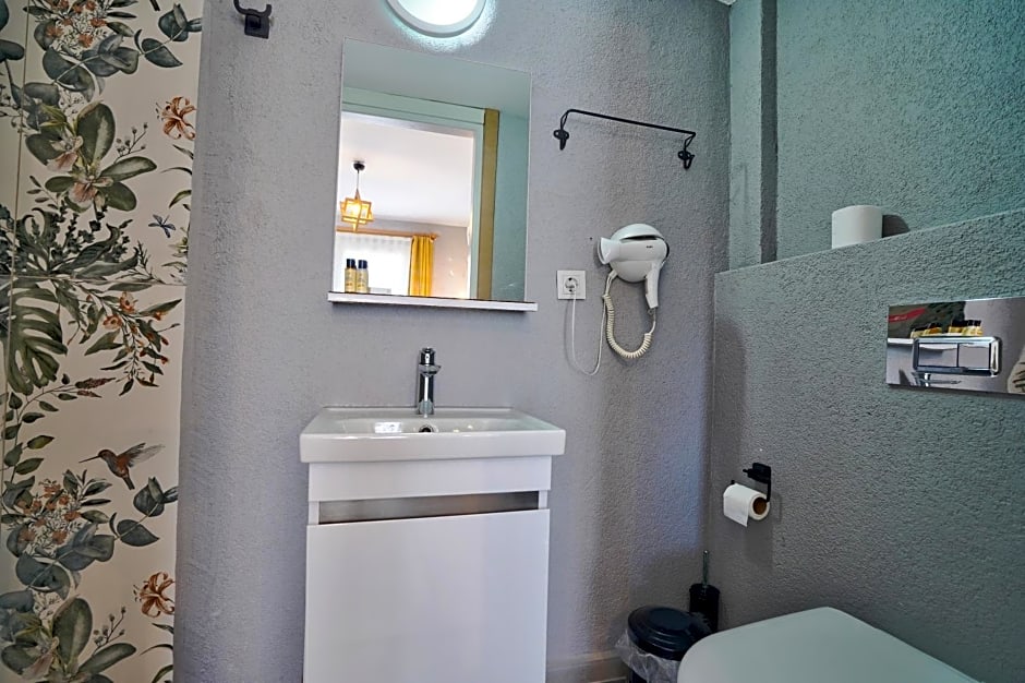 La Mira Suites