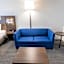 Holiday Inn Express & Suites Huntsville Airport By IHG