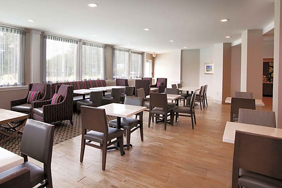 La Quinta Inn & Suites by Wyndham Williamsburg Historic Area