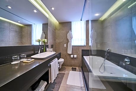 Luxury Double Room with Sea View - Top Floor