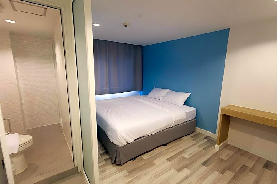 Nantra Ploenchit Hotel