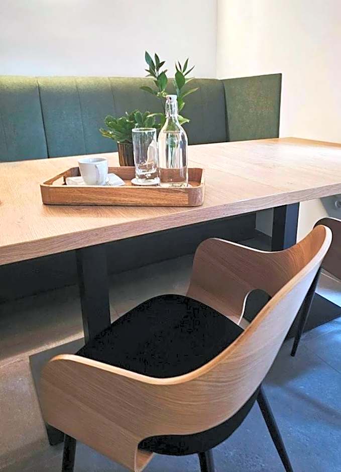 Restauracja i Noclegi Pod Kasztanami