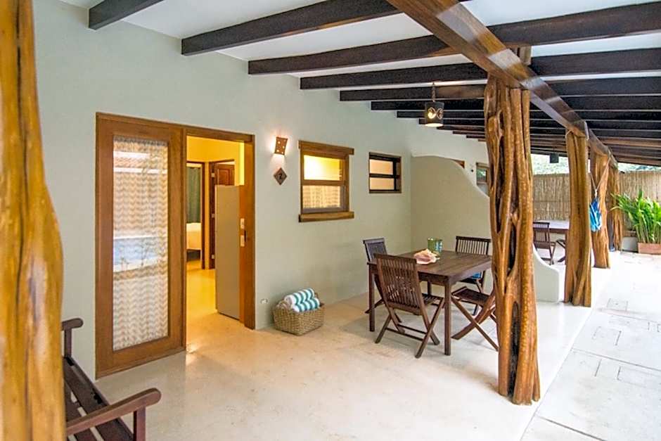 Ten North Tamarindo Beach Hotel