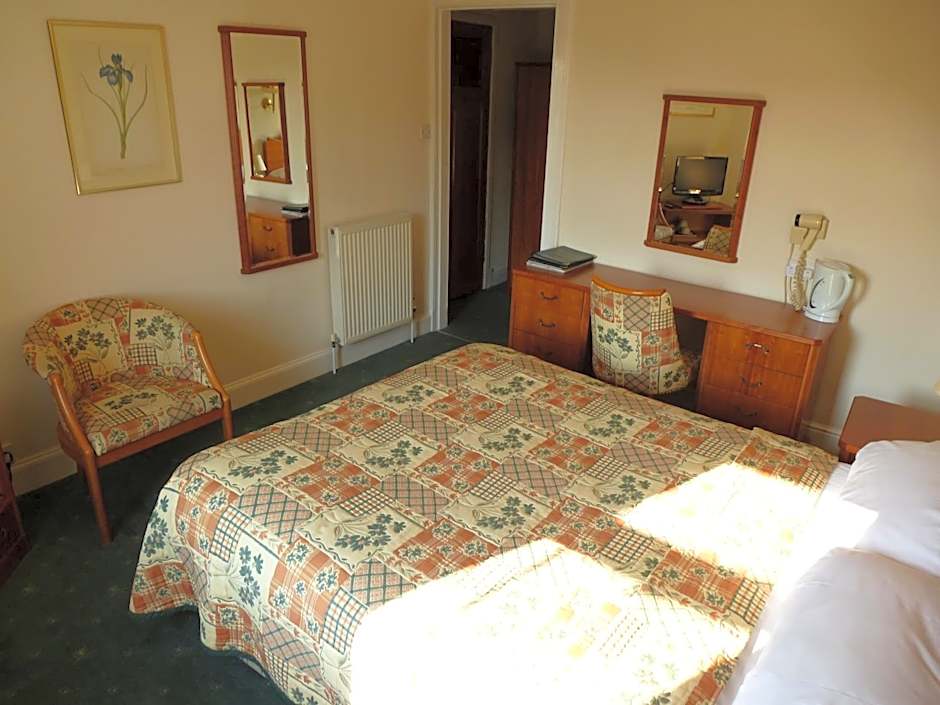 Somerton House Hotel