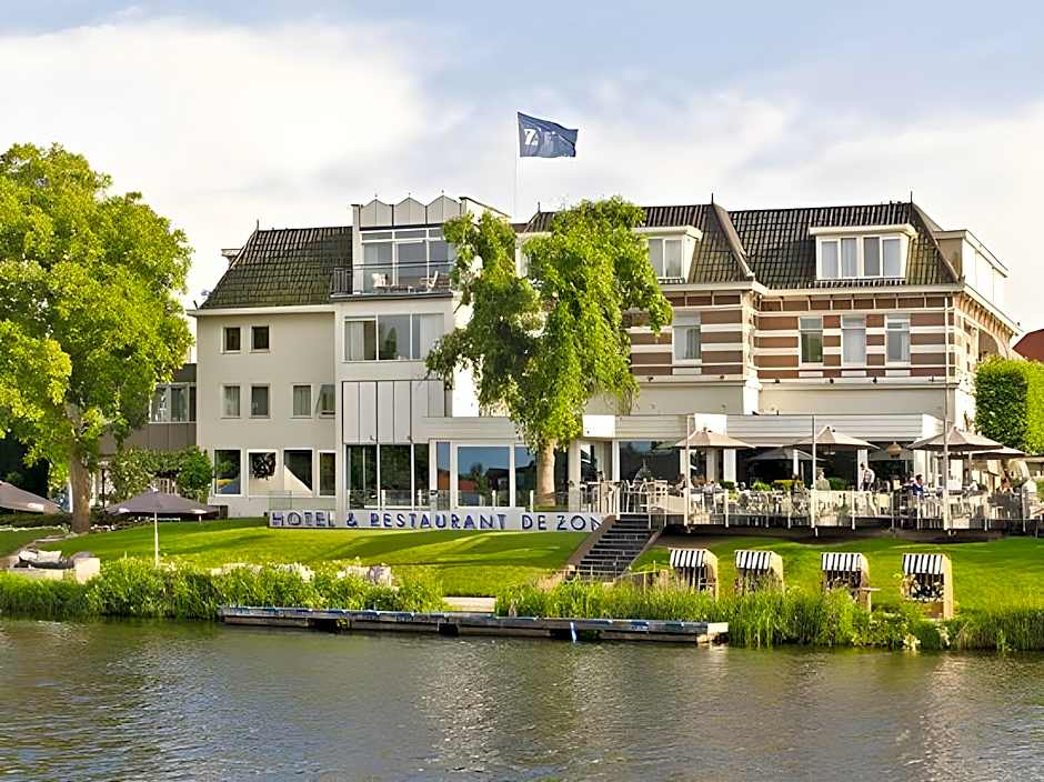 De Zon Hotel & Restaurant by Flow