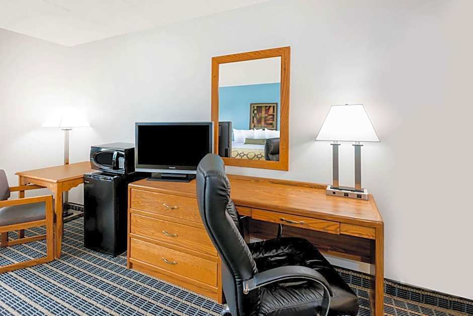 Baymont by Wyndham Marshalltown