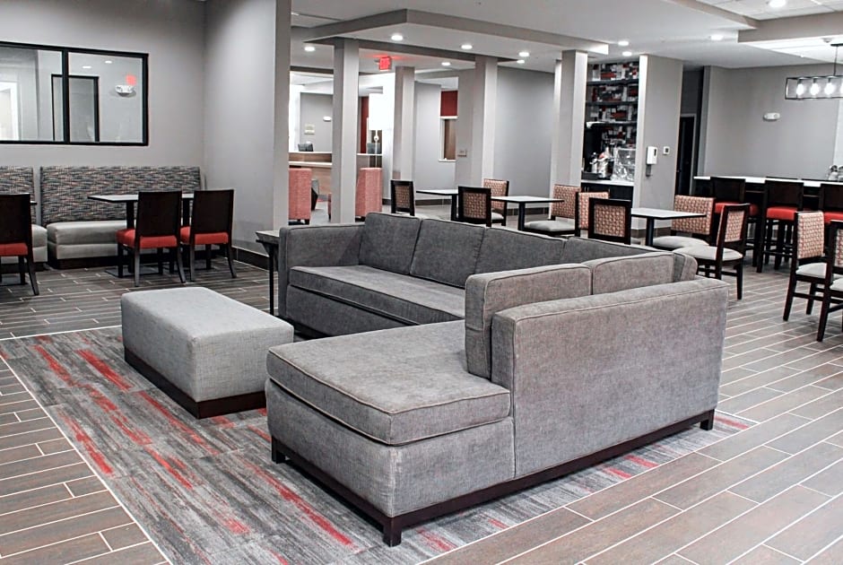Hawthorn Suites by Wyndham Oklahoma City Airport Fairground