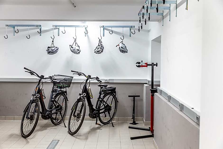 Ambassador Palace Hotel