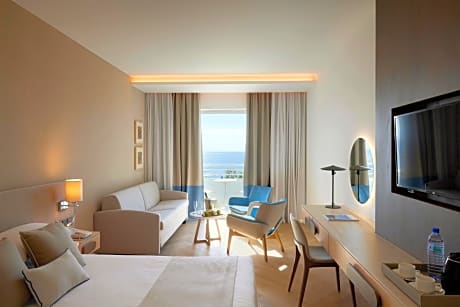 Premium Pool and Seaview Room (16+ years old)