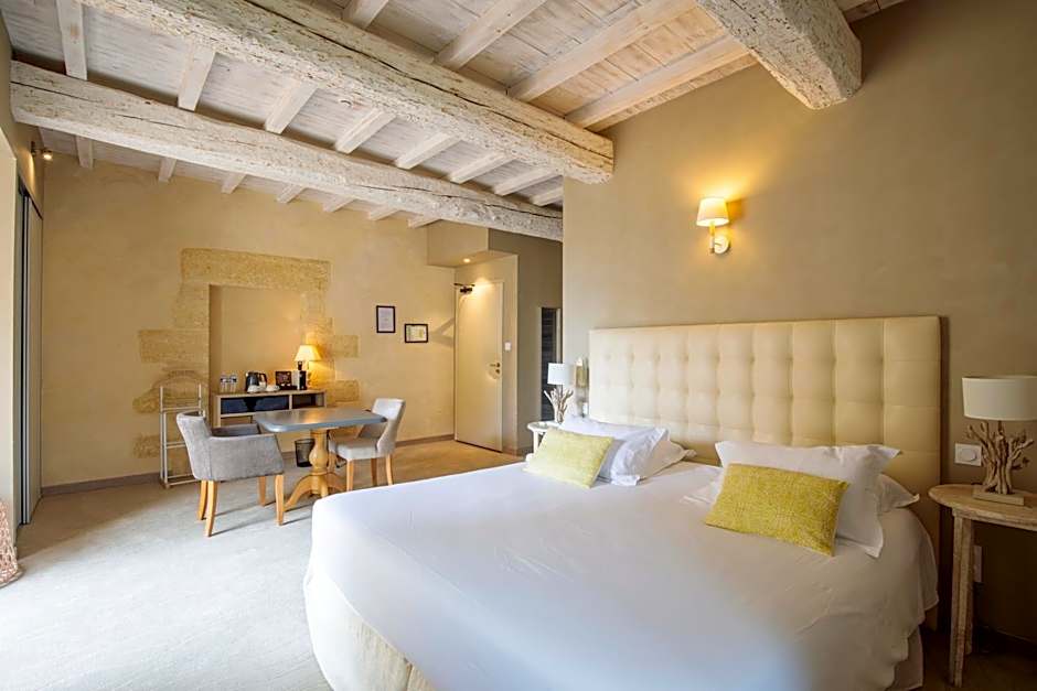 Boutique Hôtel La Villa Montesquieu & sa piscine