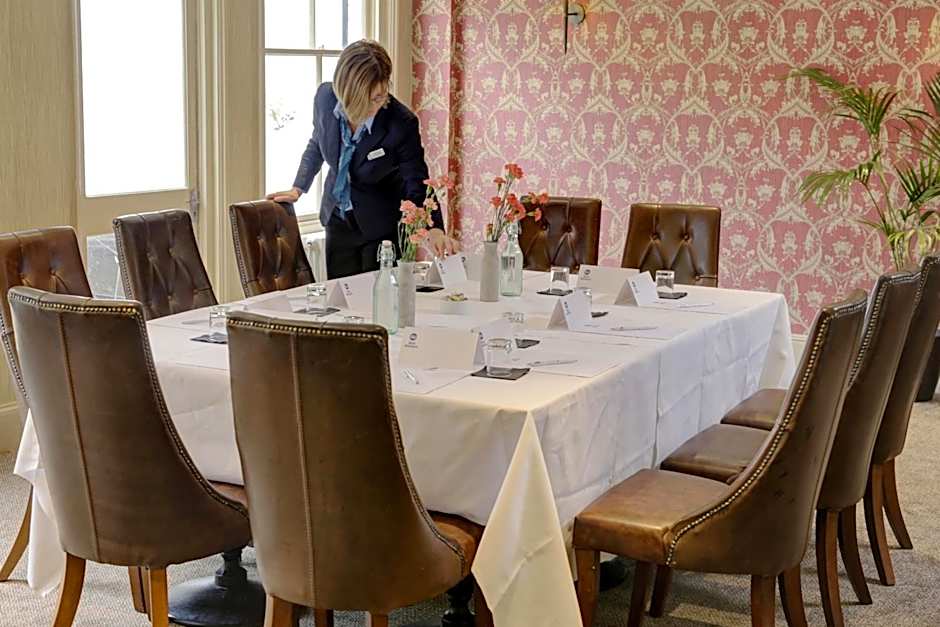 Uno Hotel Rose and Crown Tonbridge