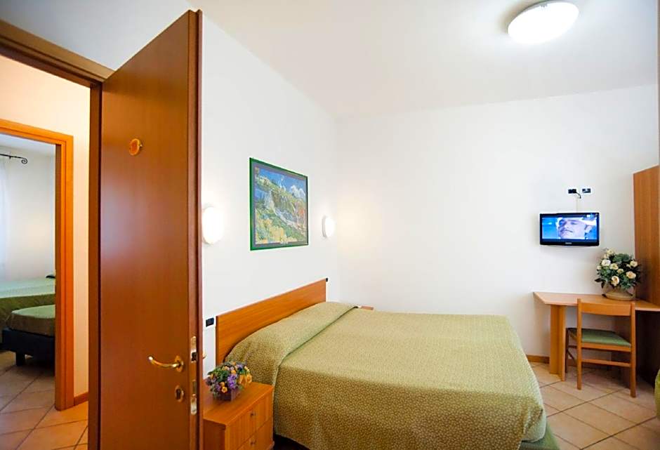 Hotel La Toscana