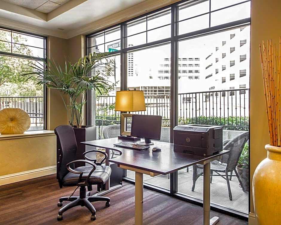 Hotel Med Park, an Ascend Collection Hotel