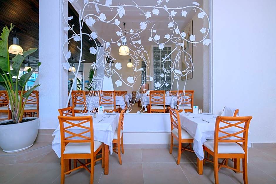 azuLine Hoteles Mar Amantis & II