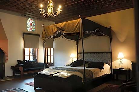 Sultan Suite