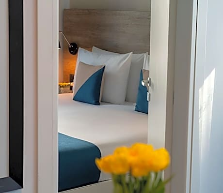 Superior Double or Twin Room with Sea View