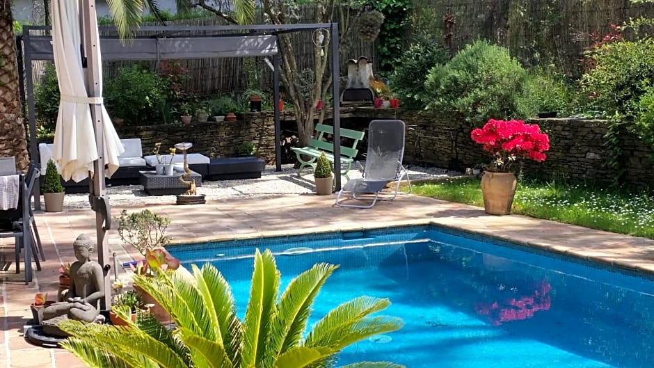 La Douce Heure – Mougins, CT