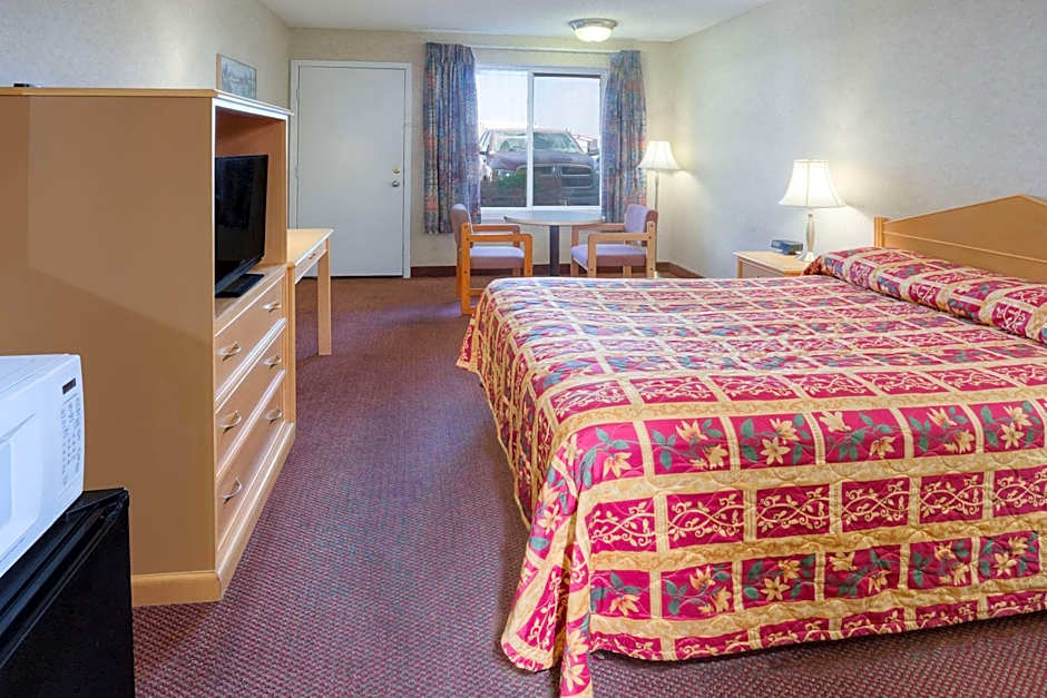 King City Knights Inn/Pasco Wa