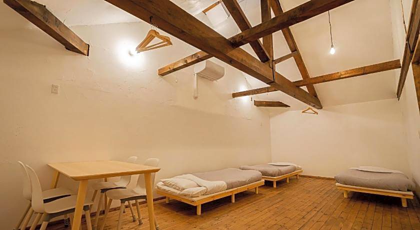 Otaru Tap Room & Hostel