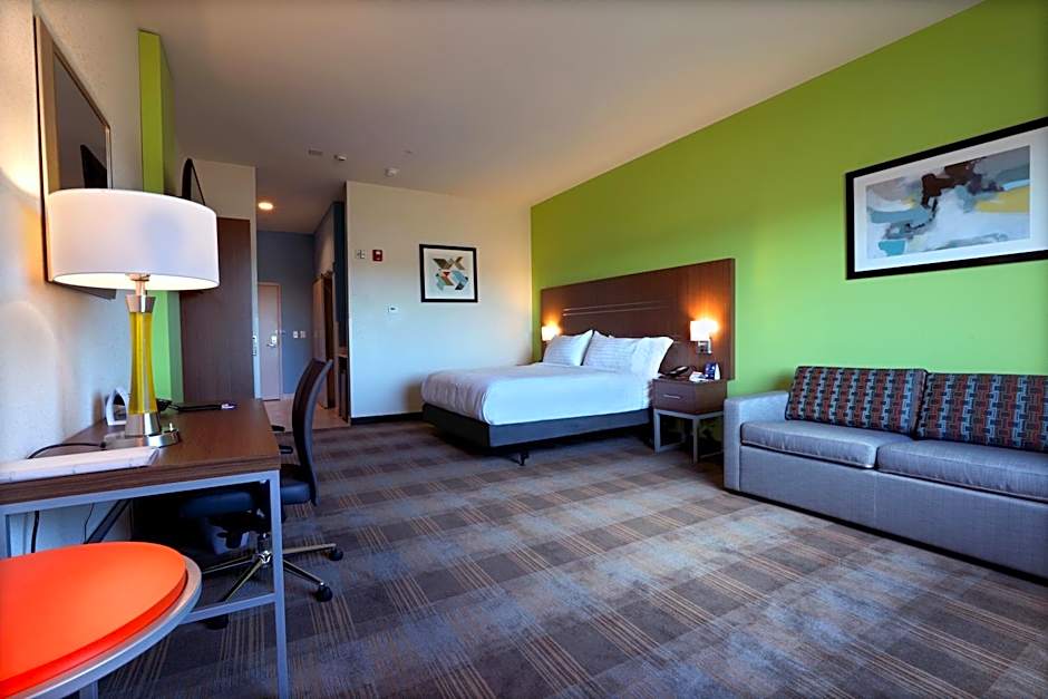 Holiday Inn Express & Suites Dripping Springs - Austin Area By IHG
