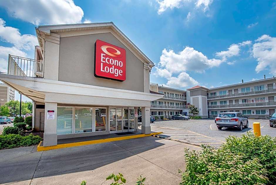 Econo Lodge Louisville Downtown