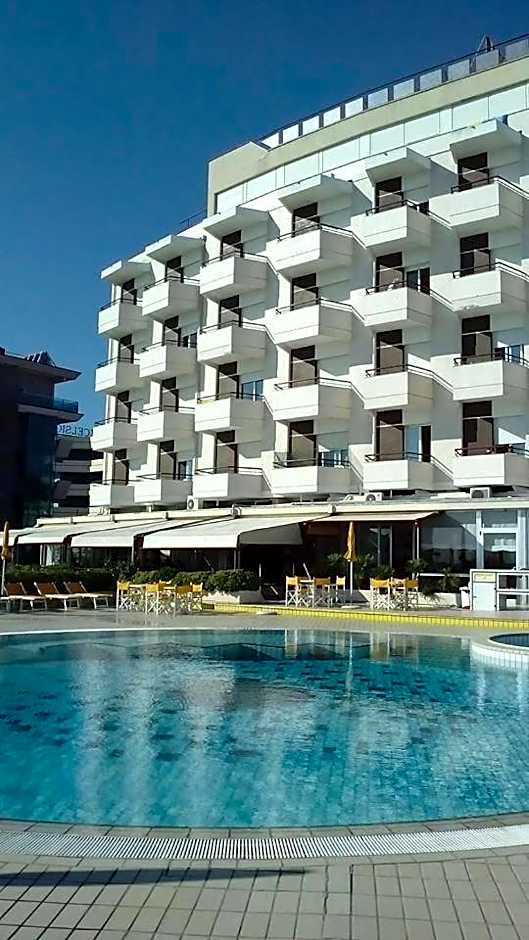 Hotel David